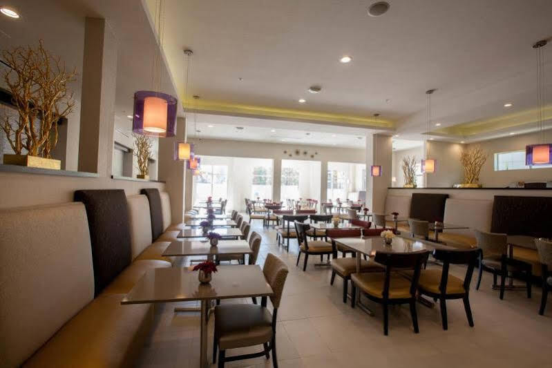 Express & Area By Ihg Hotel