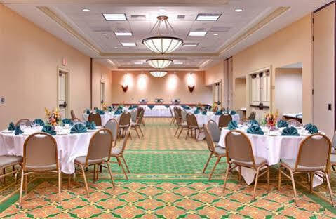 Express & Area By Ihg Hotel 3*