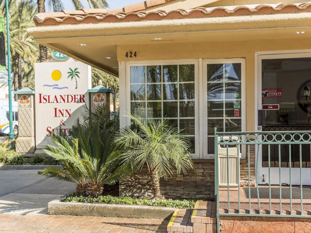 Islander And Near Park And Convention Center Motel Anaheim