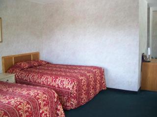 Abby's Anaheimer - Across Disneyland Park Hotel 2*