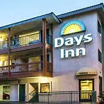 Days Inn By Wyndham Anaheim West