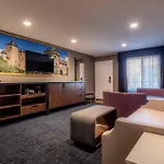 Anaheim Camelot Inn & Suites