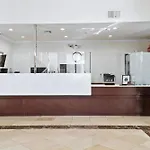 Brookhurst Plaza Inn