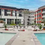 Luxury Apartment 5 Minutes To Disneyland
