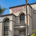 Peacock Suites