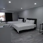 Capri Suites Anaheim