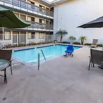 Studio 6-Anaheim, Ca