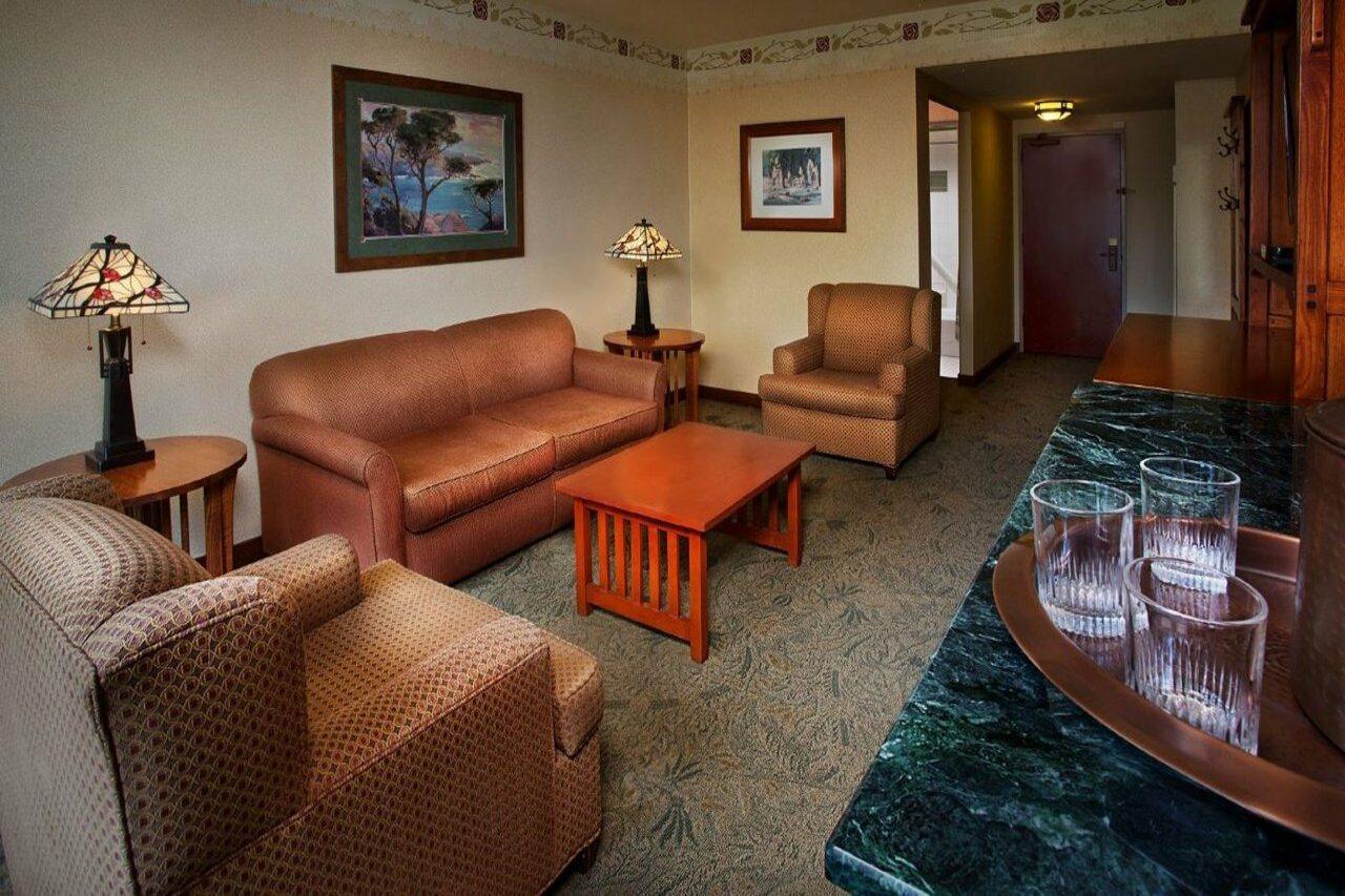 Disney's Grand Californian Hotel 4*