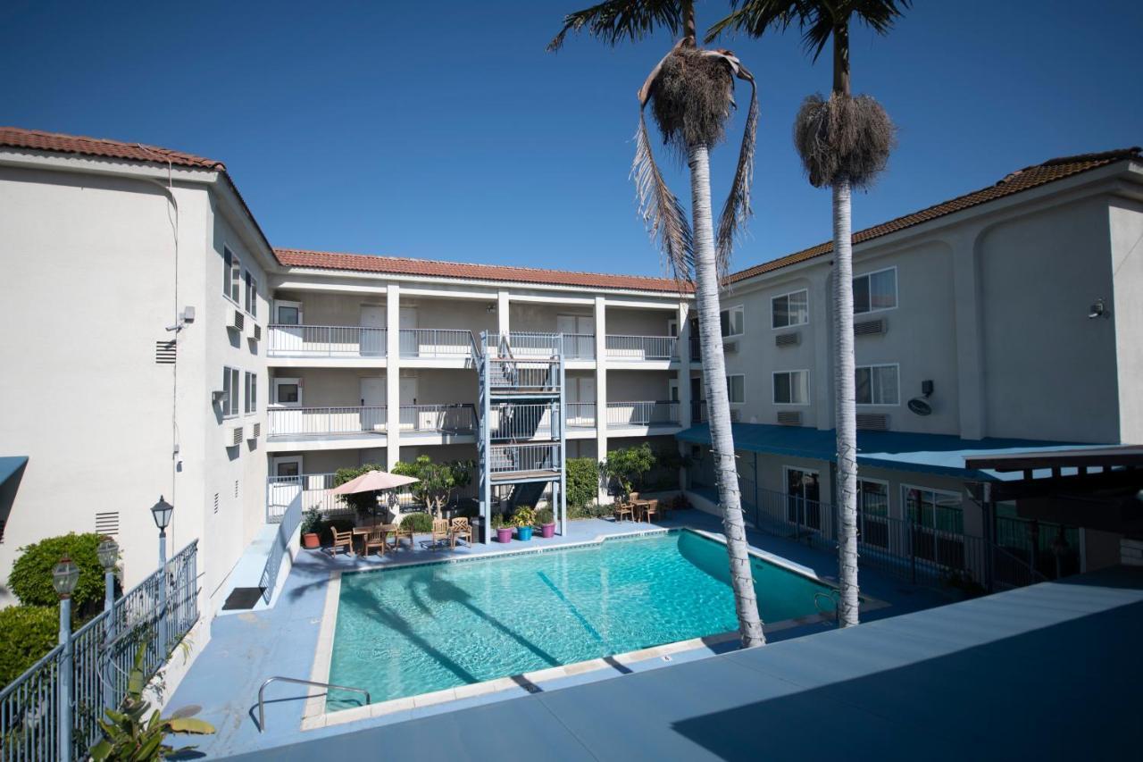 Brookhurst Plaza Hotel Anaheim