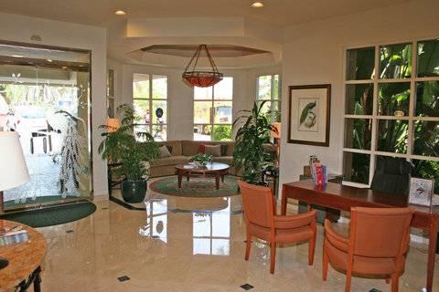 Peacock Resort 3*