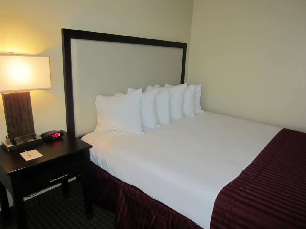 Hotel Capri 2*