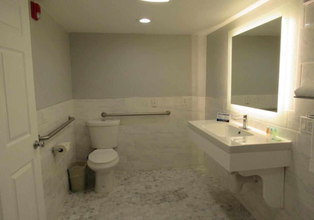 Capri Hotel Anaheim