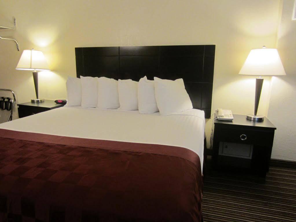 Capri Hotel Anaheim