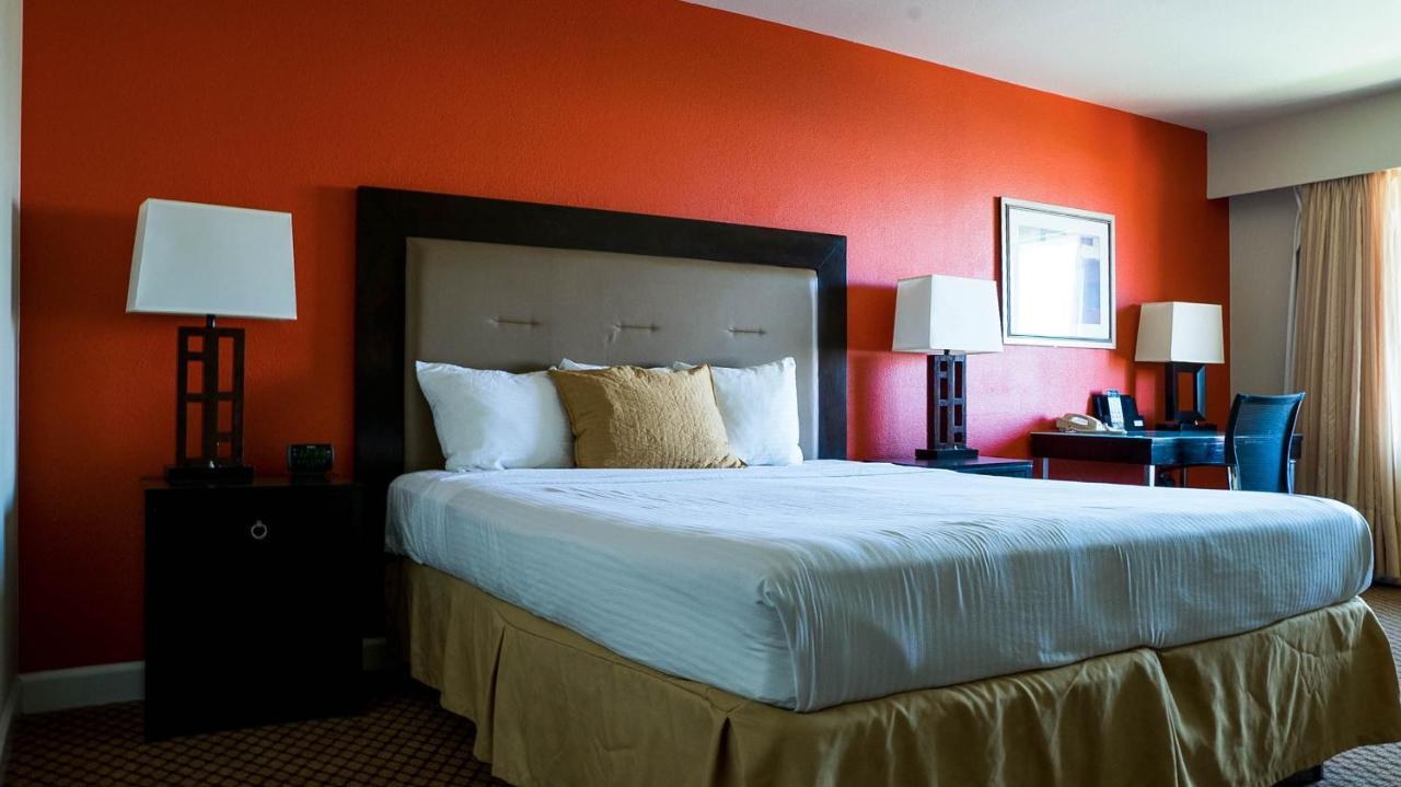 6 Hills Ca Hotel 2*