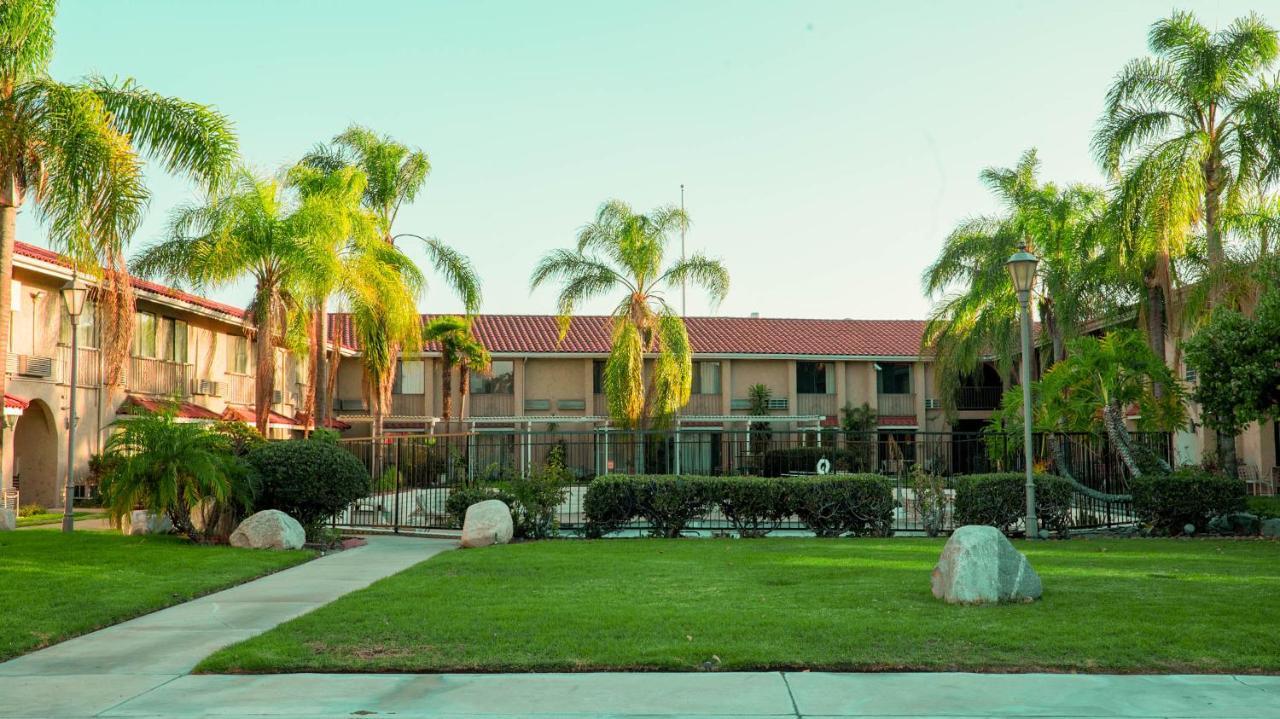 Hotel 6 Hills Ca 2*