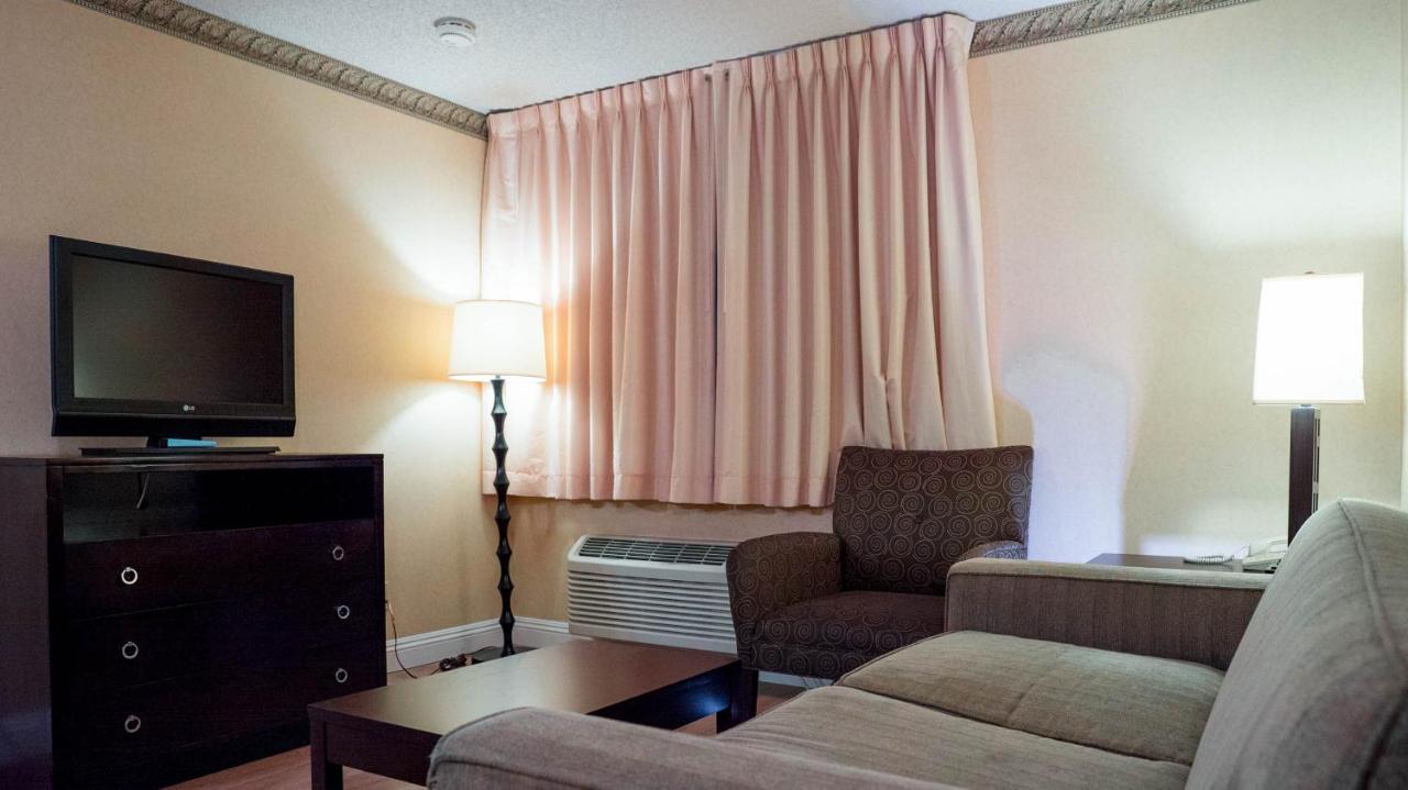 Hotel 6 Hills Ca 2*