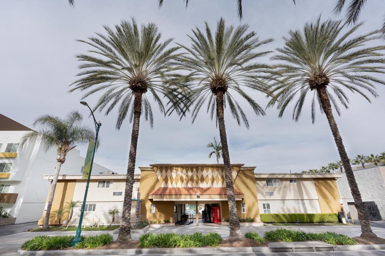 Americas Value & Hotel