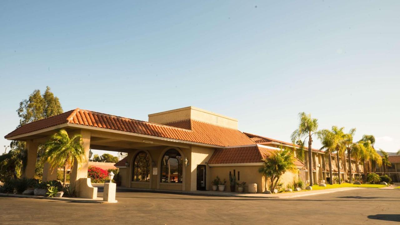 6 - Hills, Ca 2*