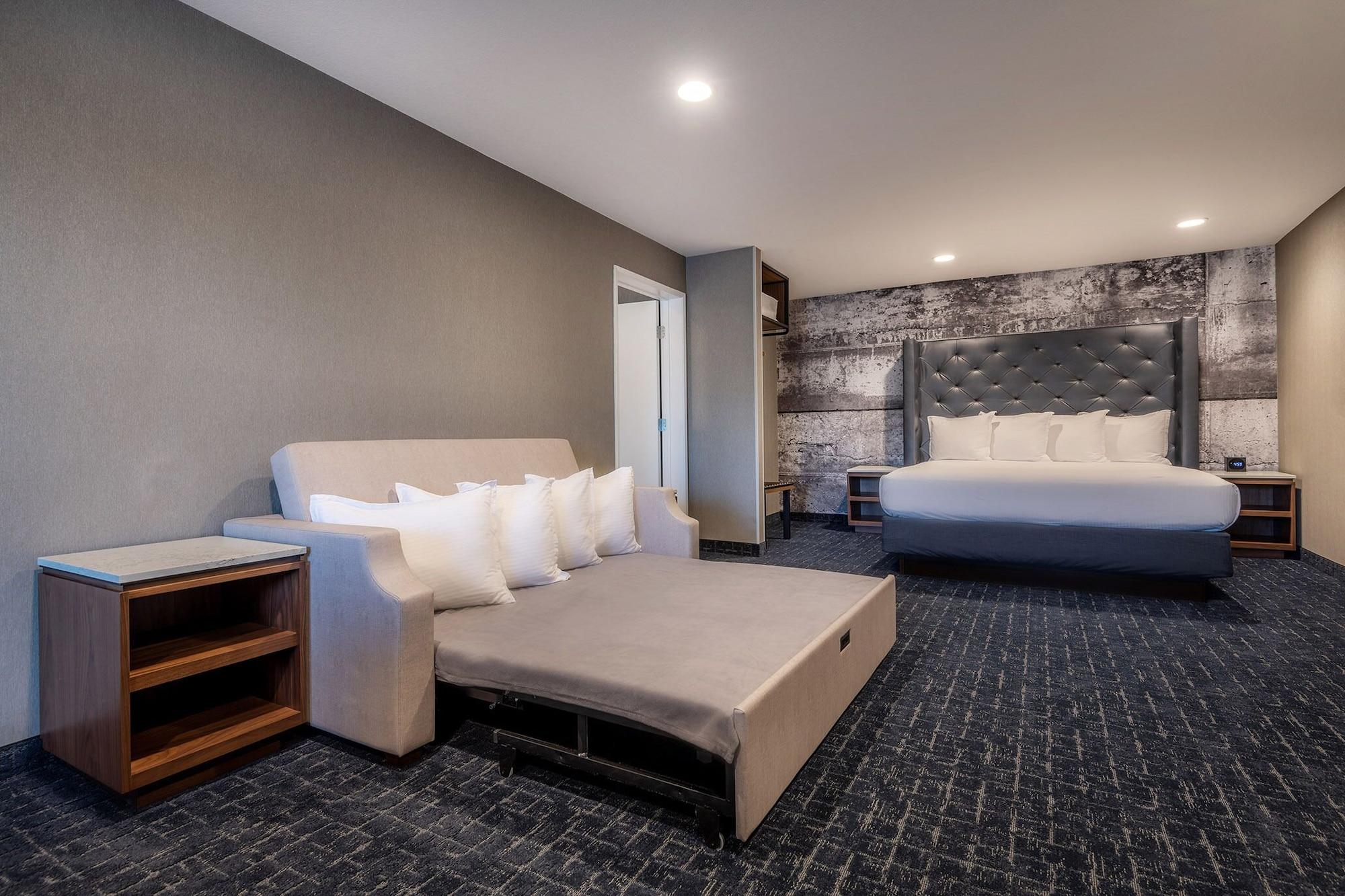 Camelot & Hotel Anaheim