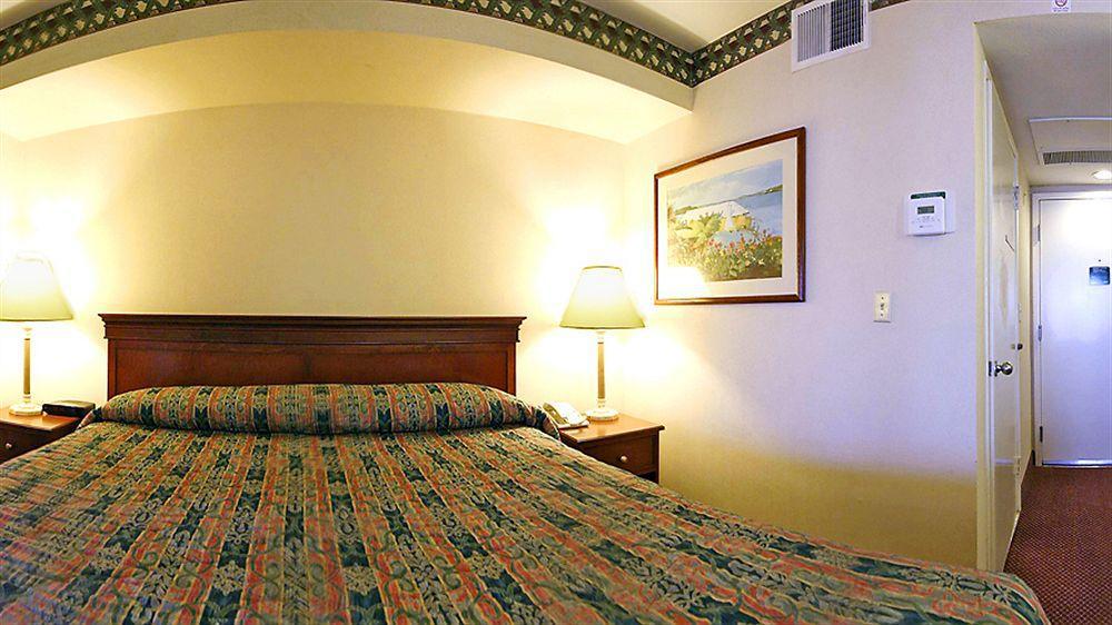 Hotel La Quinta By Wyndham 3*
