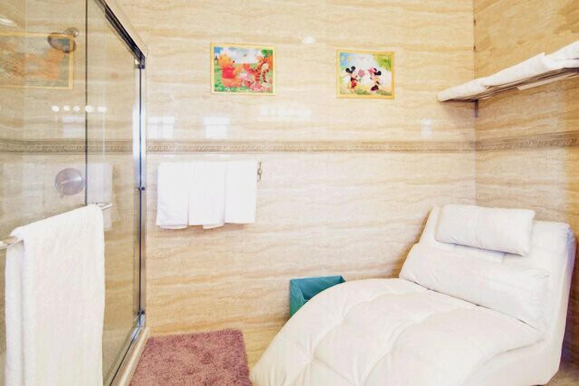 Romantic And Luxury Disney Anaheim