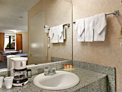 Days By Wyndham West Anaheim