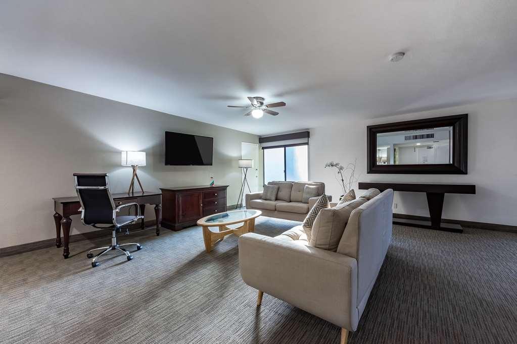 Hotel Anaheim Hotel 3*