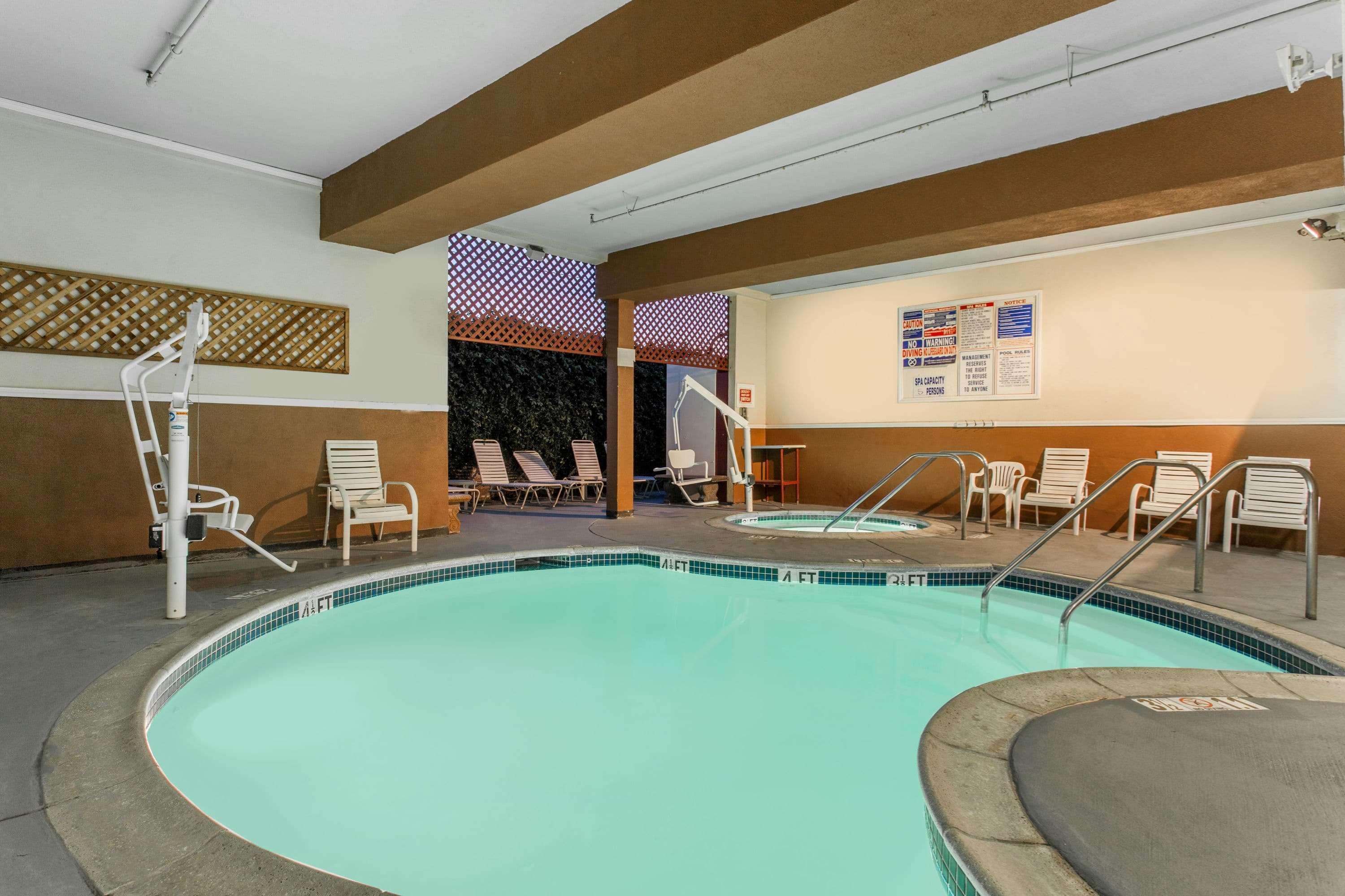 Capri Hotel Anaheim