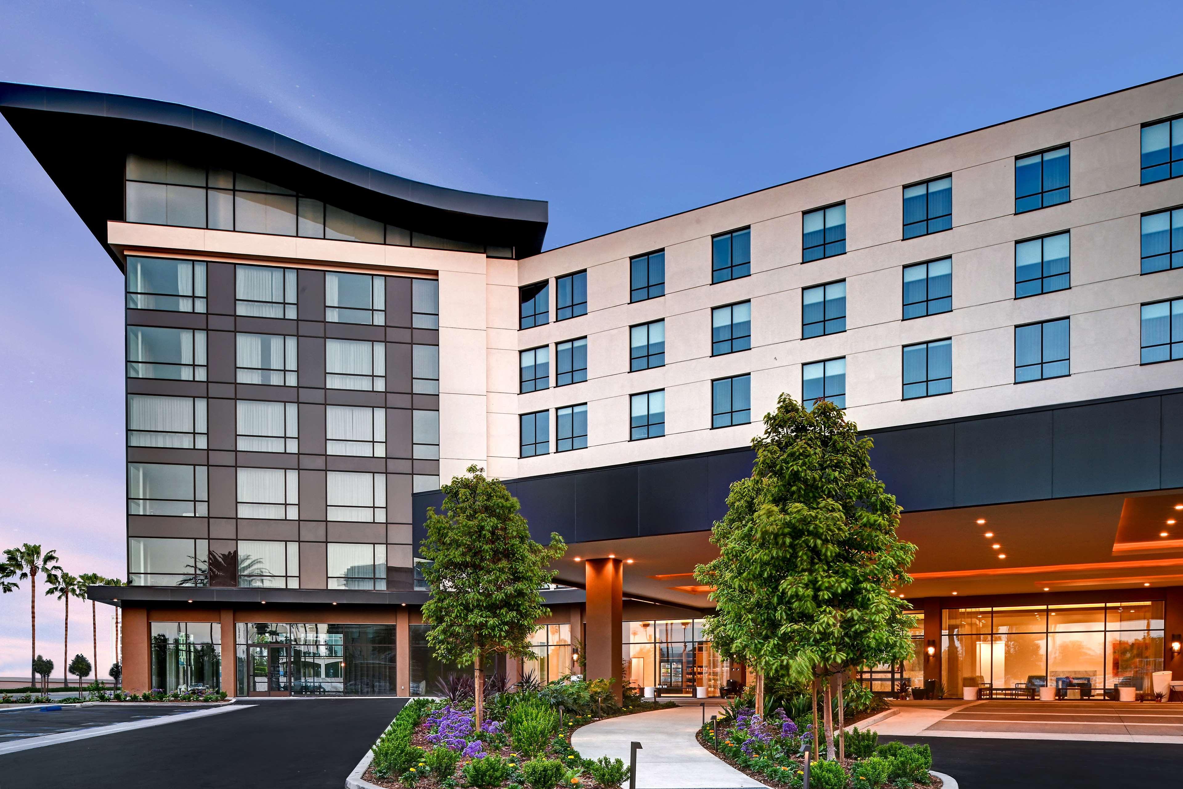 Home2 By Hilton Hotel 3*