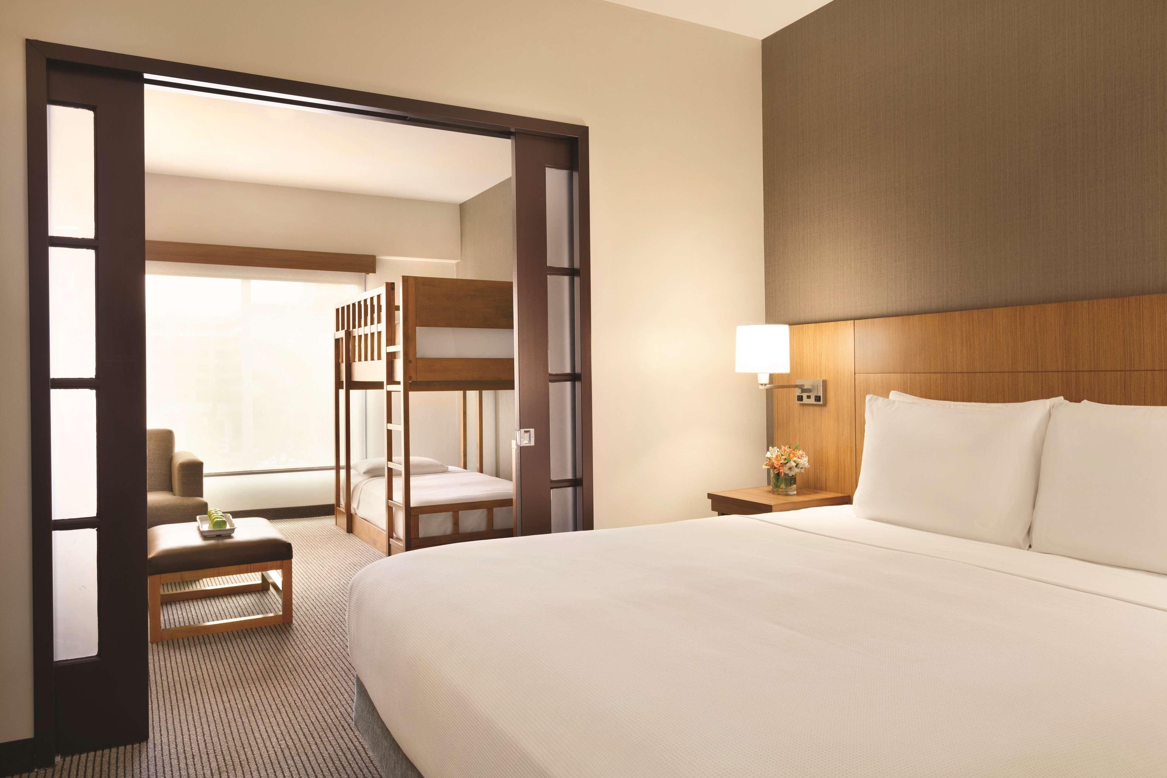 Hotel Hyatt Place At / Convention Center 3*