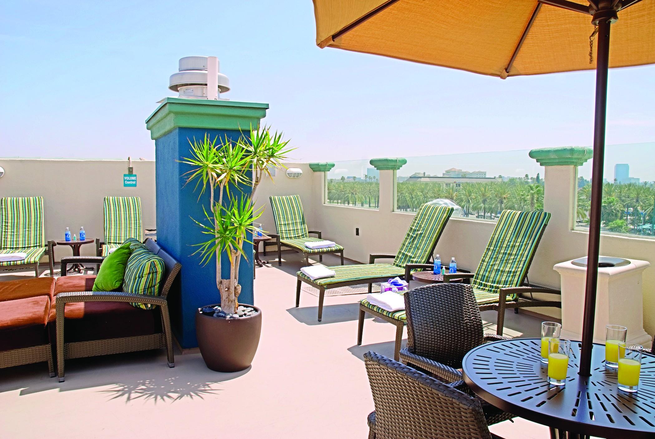 Peacock Resort 3*