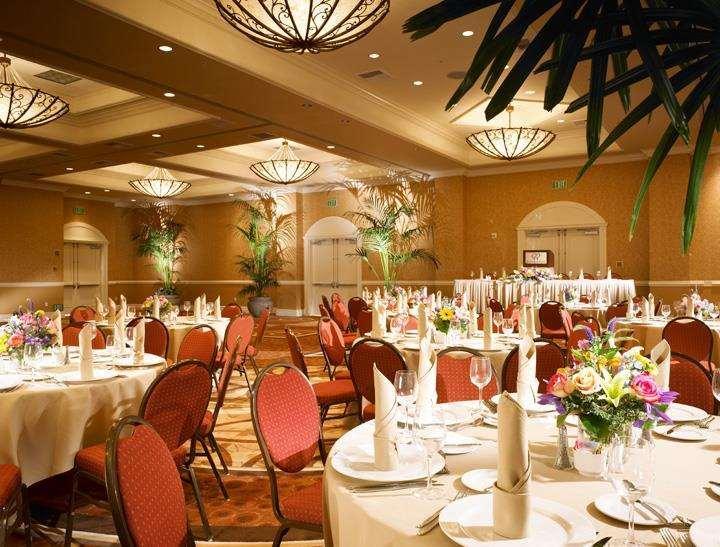 Hotel Doubletree By Hilton Resort/convention Center 3*