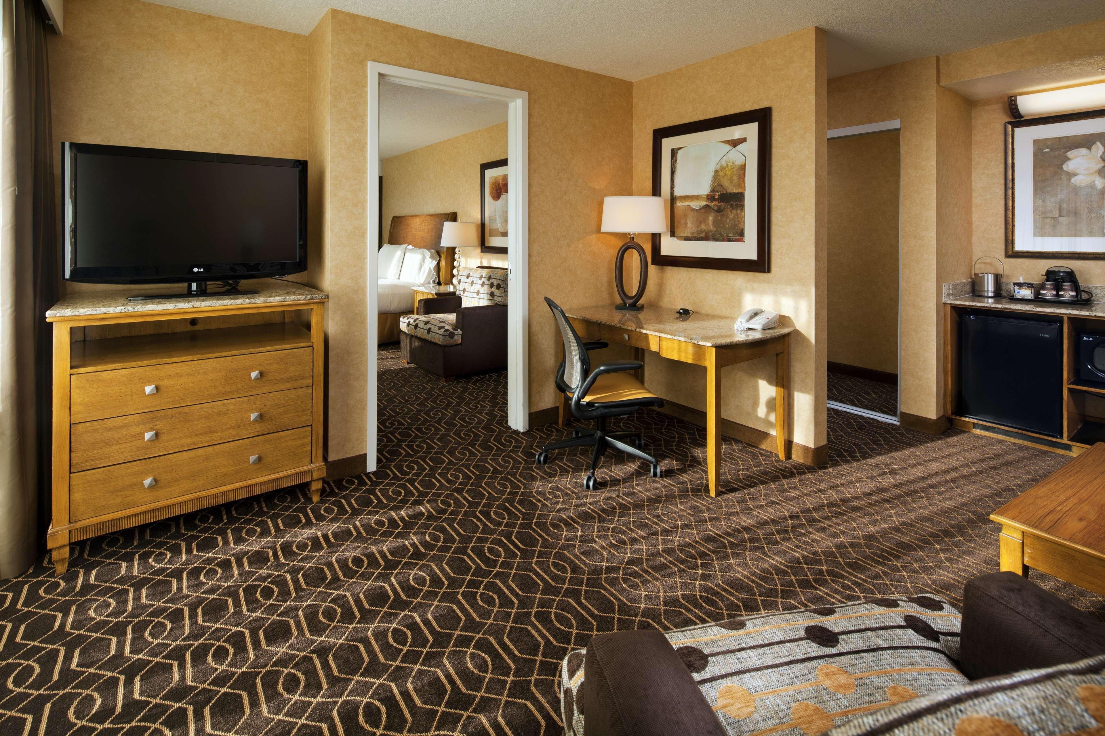 Doubletree By Hilton Resort/convention Center Anaheim