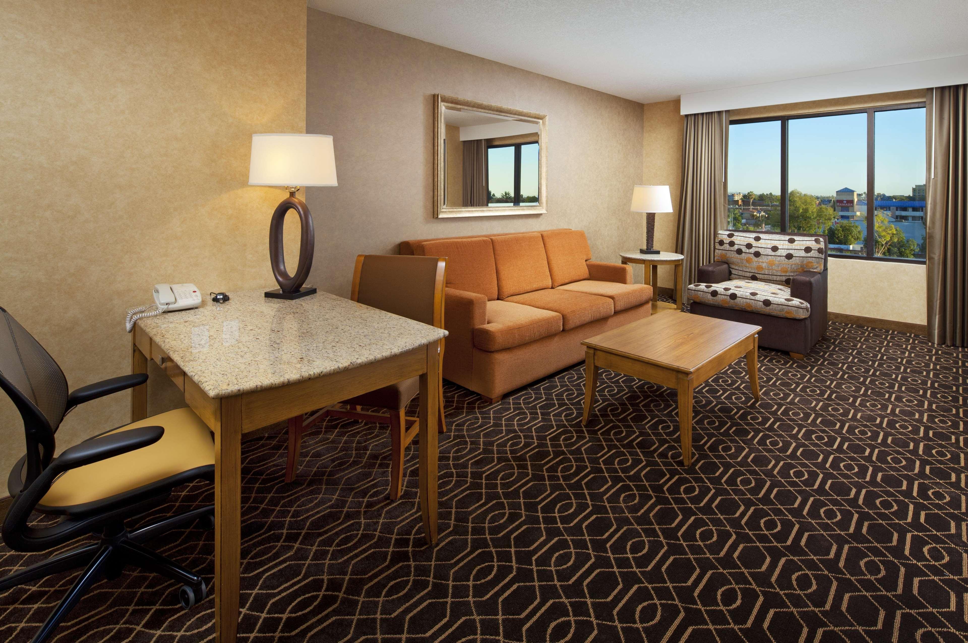 Hotel Doubletree By Hilton Resort/convention Center 3*