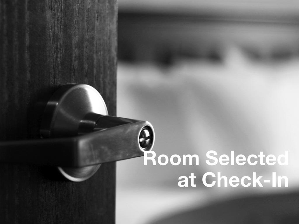 Hotel Tropicana &
