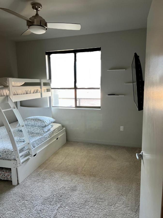 The Luxurious Doses Of Roses 2 Bedroom Next To Angels Stadium 6 Mins From Disney Anaheim