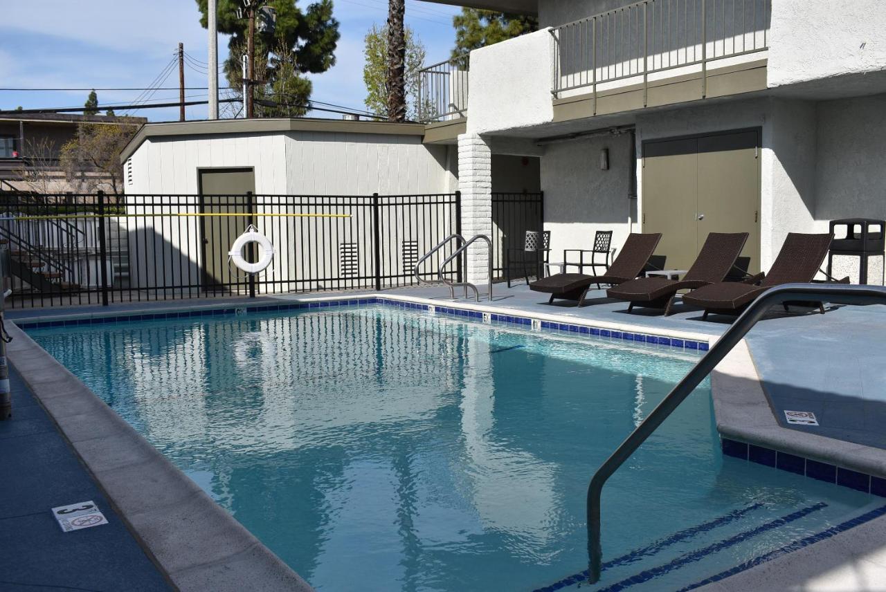 Signature Maingate Anaheim