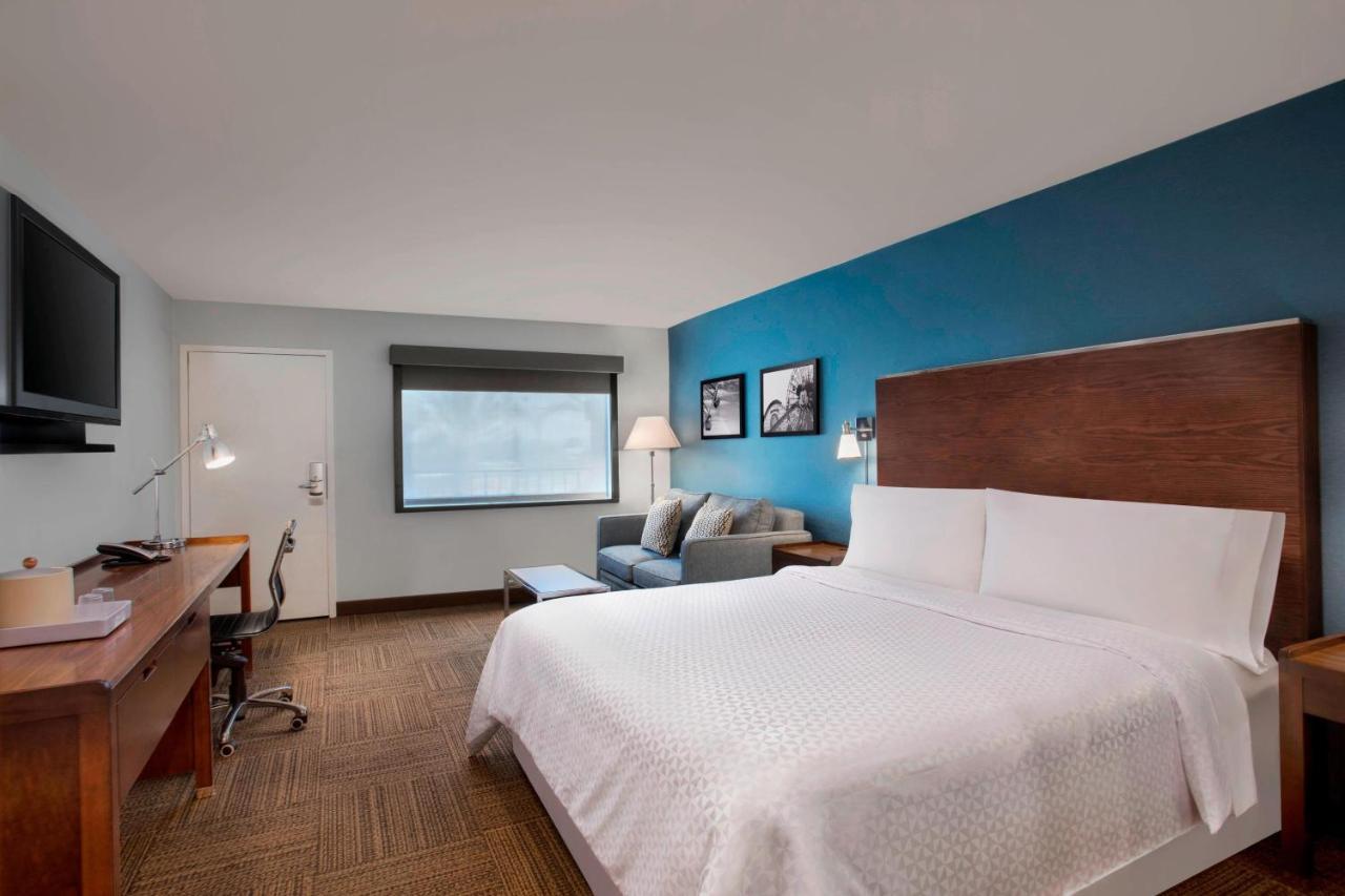 Hotel Four Points By Sheraton 4*