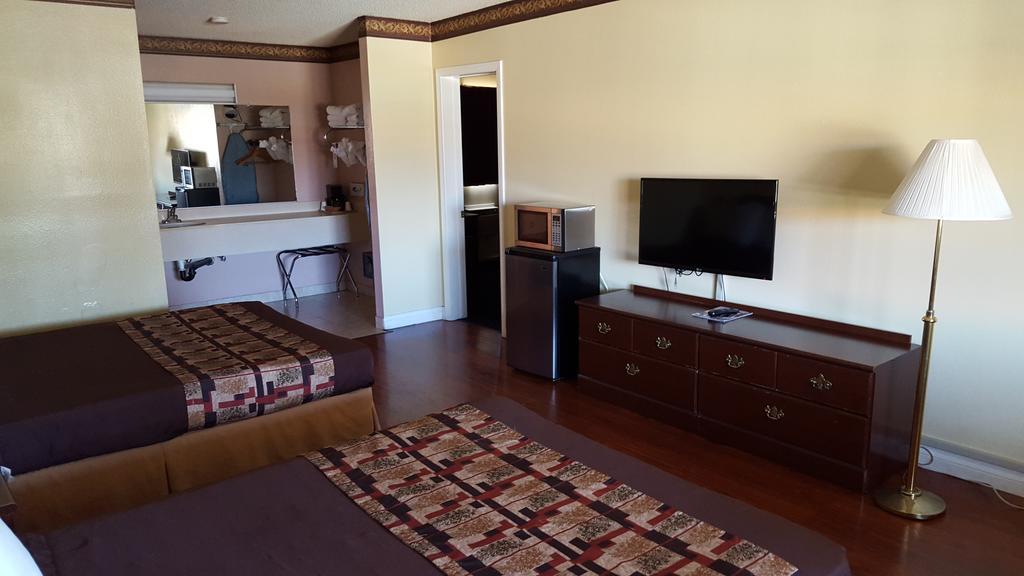 Astoria & Motel Anaheim
