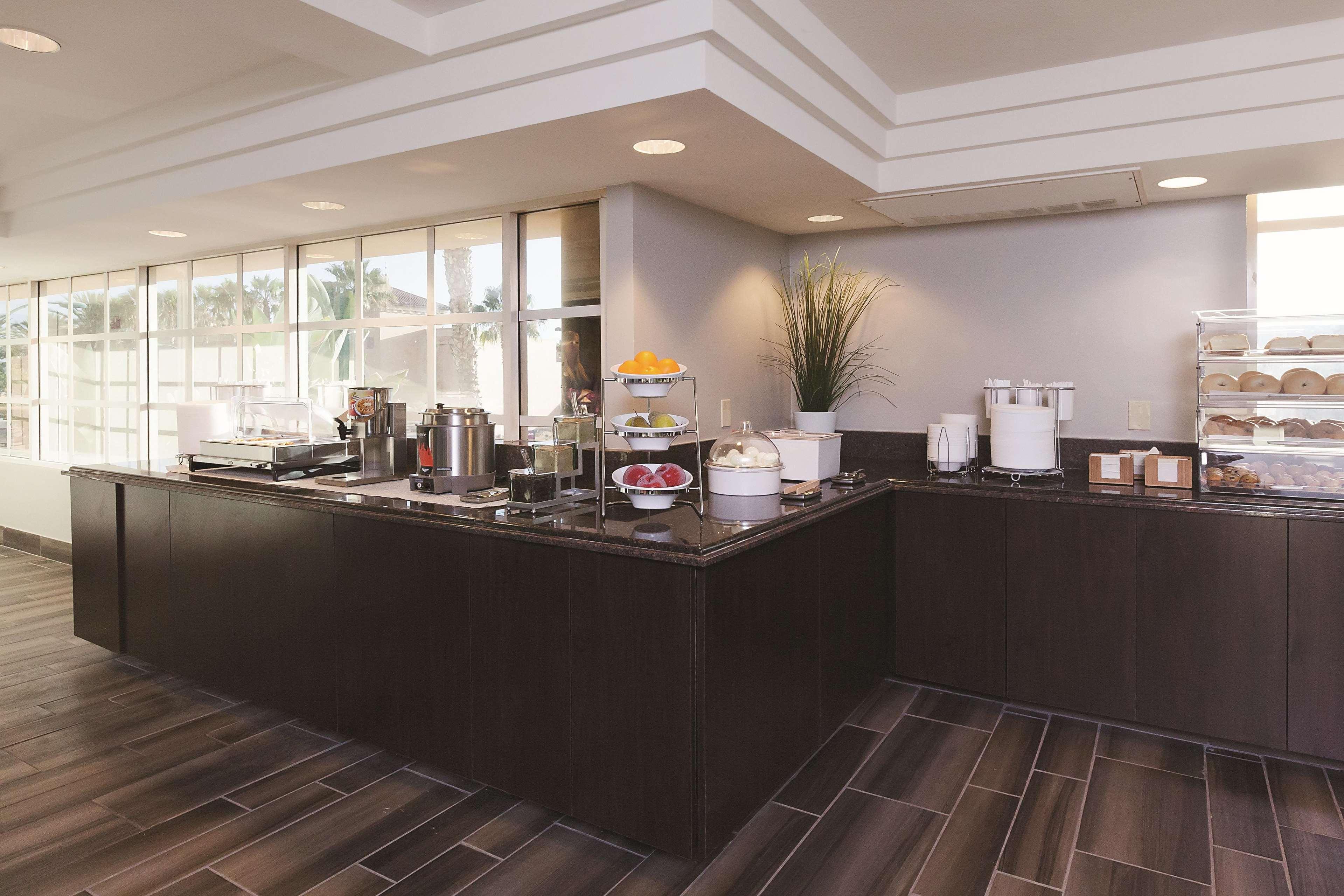 Hotel La Quinta By Wyndham Anaheim