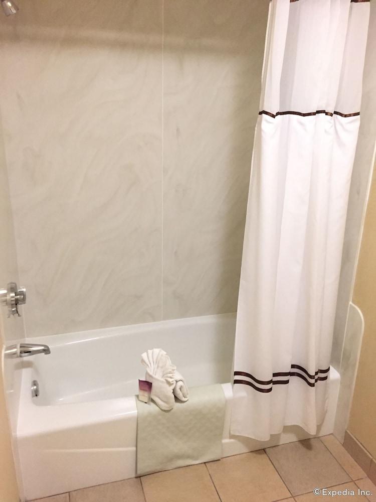 Camelot & Hotel Anaheim