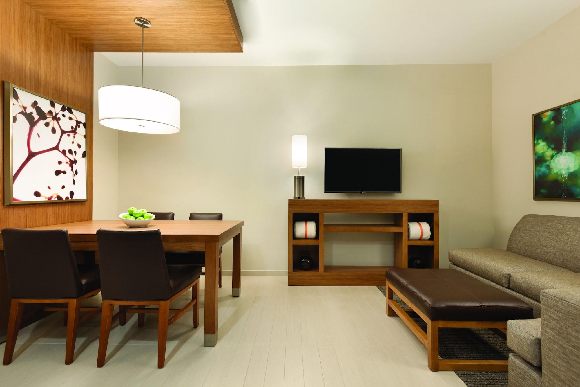 Hotel Hyatt Place At / Convention Center 3*