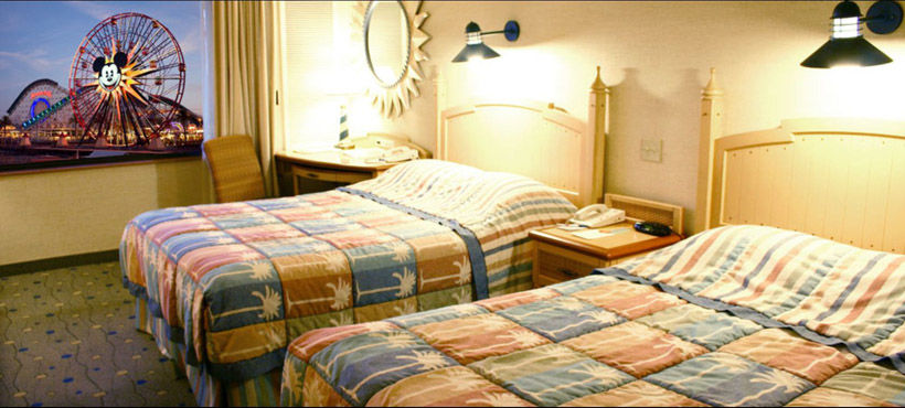 Hotel Disneys Paradise Pier