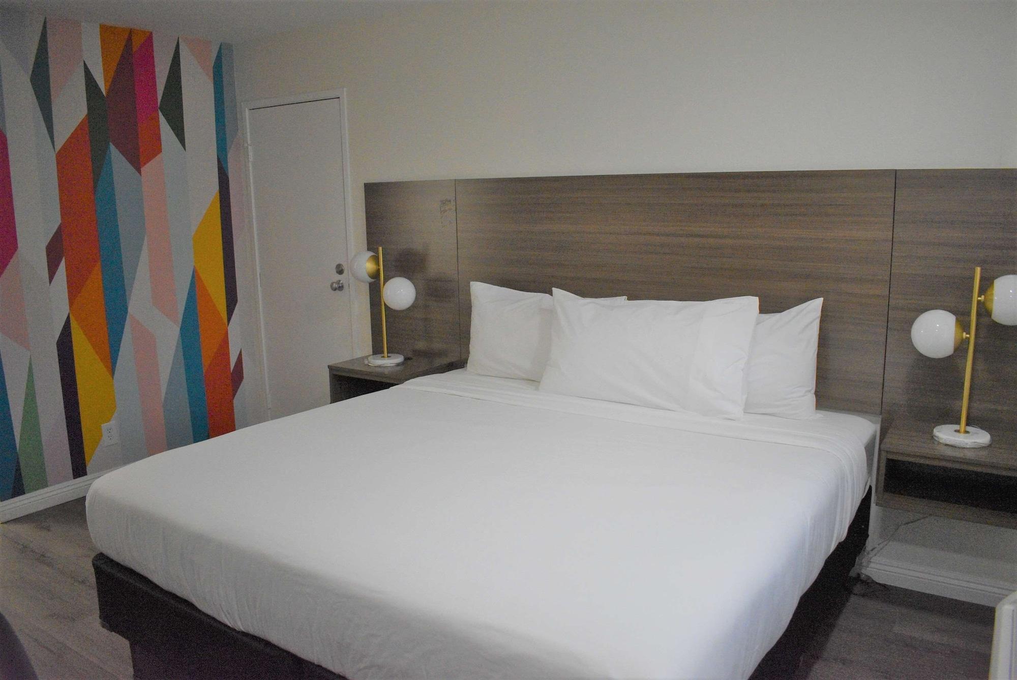 Hotel Signature Maingate Anaheim