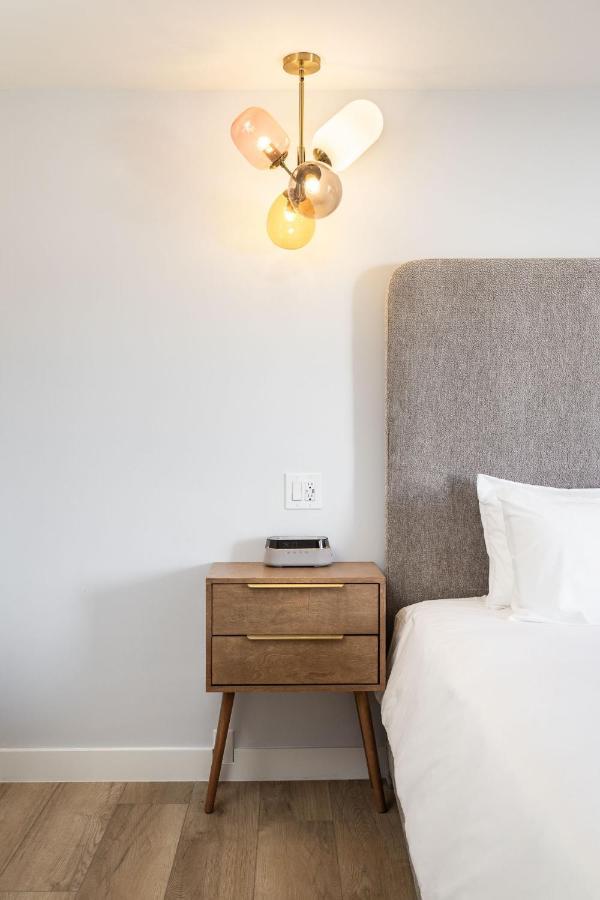 California Hotel 3*