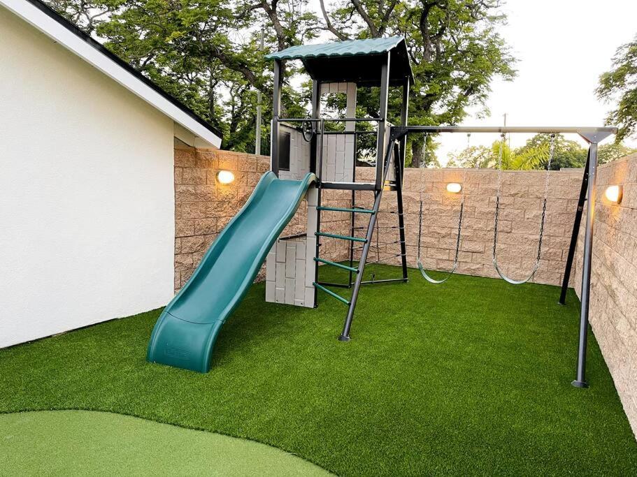 Holiday home Ultimate Private Water Park & Pool Next Disneyland Anaheim