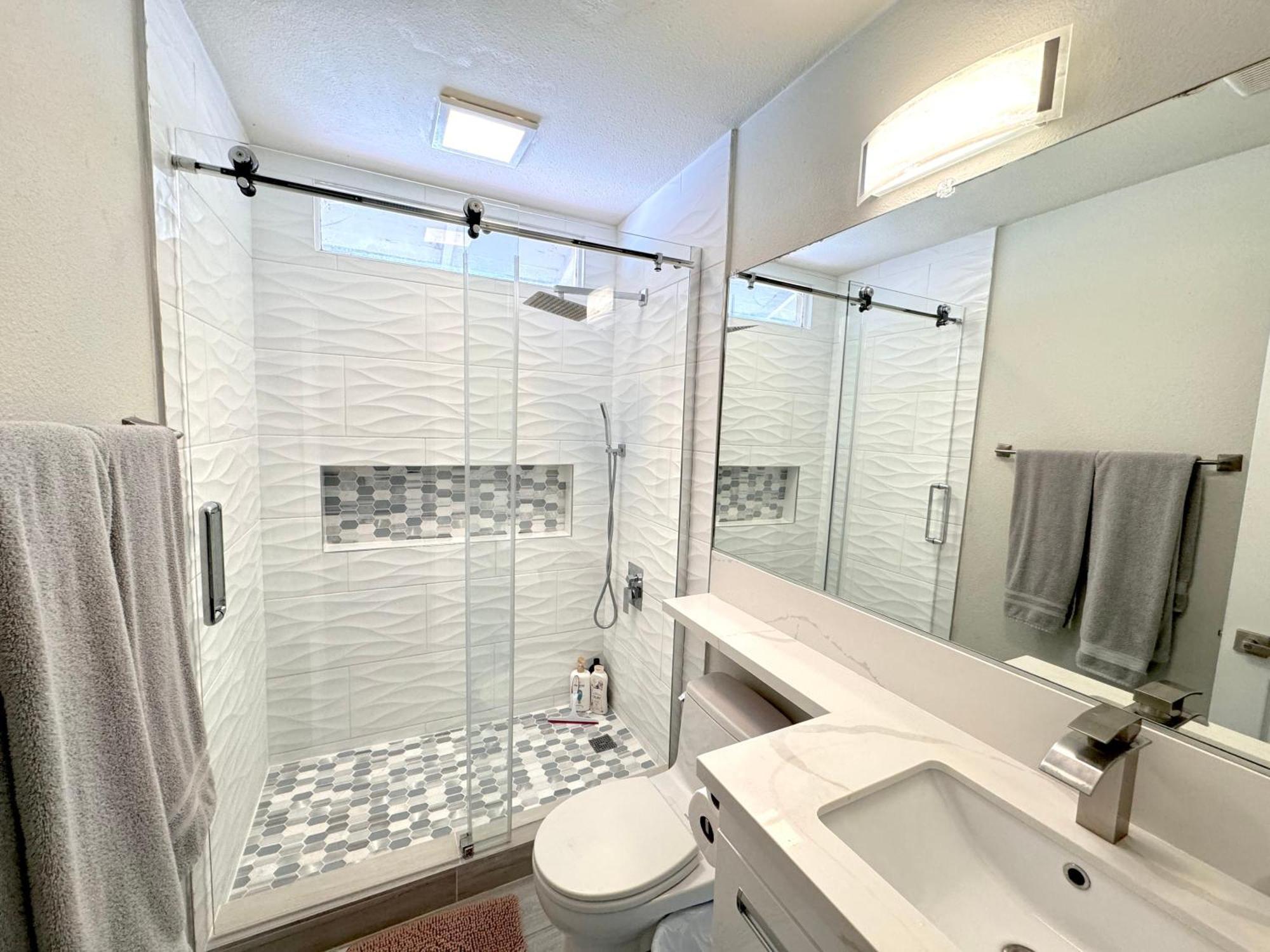 Rainforest 4 Bedroom Poolspa Walk2disneyland