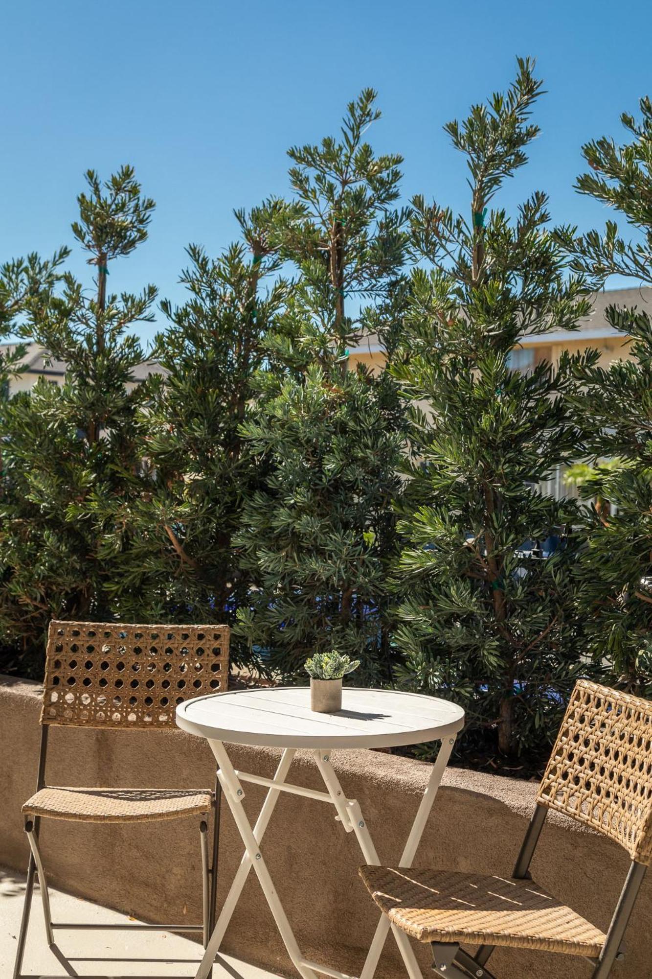 California 3* Anaheim