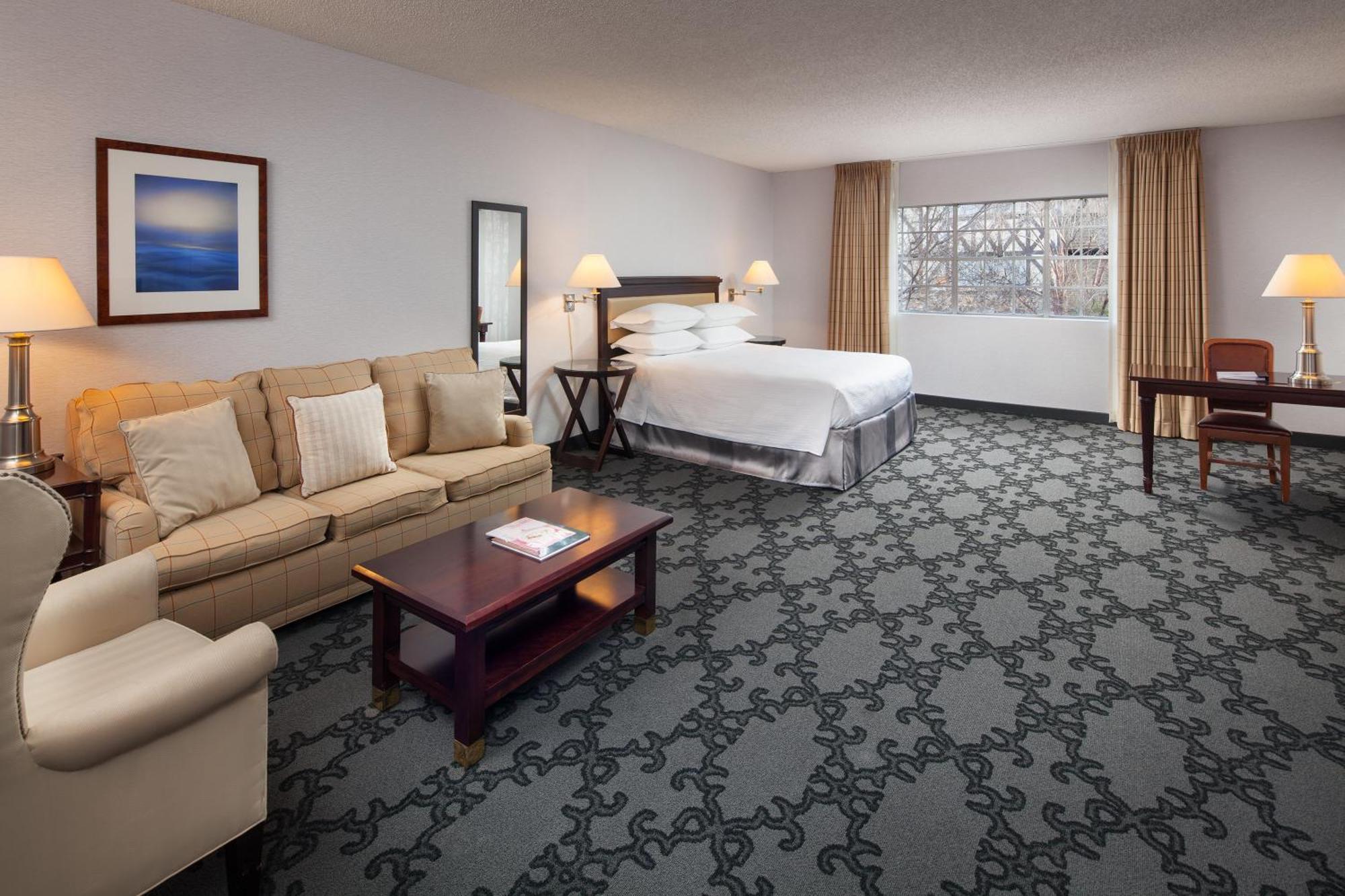 Majestic Garden 3*