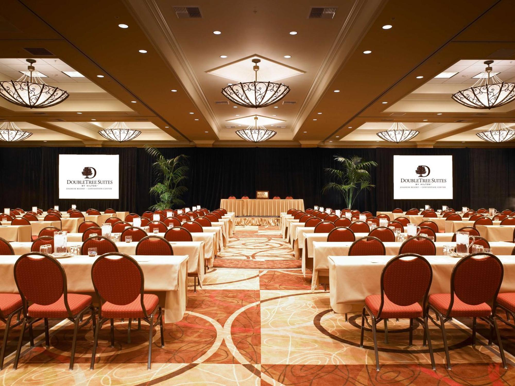 Hotel Doubletree By Hilton Resort/convention Center Anaheim